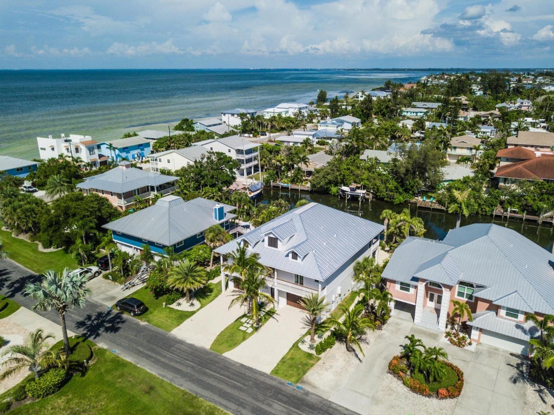 Sea La Vie Beach House - Luxurious 4Br Home W Pool Spa Dock Canal Access On Anna Maria Island Esterno foto
